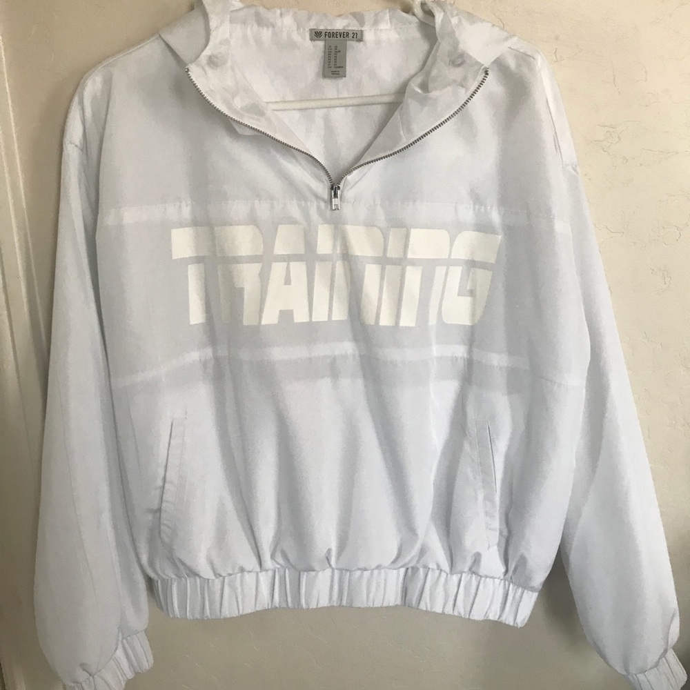 Training windbreaker